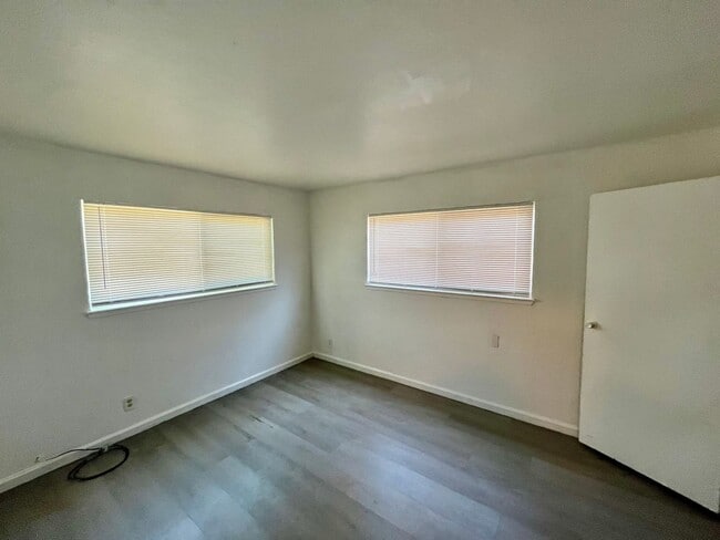 Photo - 151 Catron Dr Unit B