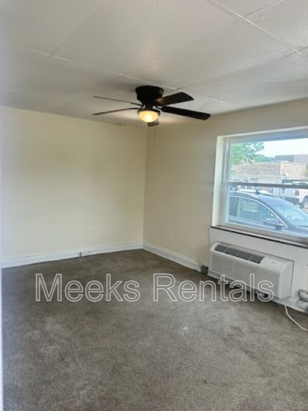 Photo - 405 29th St W Unidad Apt. B