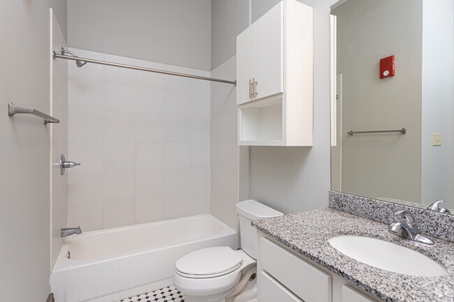 1BR, 1BA - 705SF - Josephine Lofts