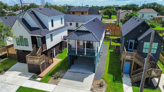 Building Photo - 1208 32nd St