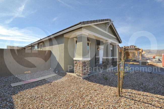 Photo - 18847 W Desert Hls Dr
