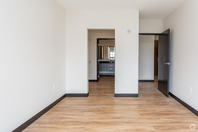 Battery Park Lofts Apartments