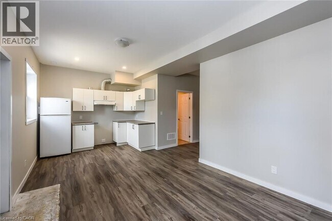 Photo - 104 Beach Rd
