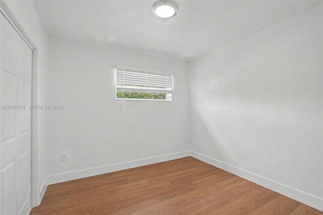 Photo - 3170 SW 16th St Unit 10