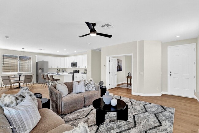 Photo - 20991 E Desert Hills Blvd