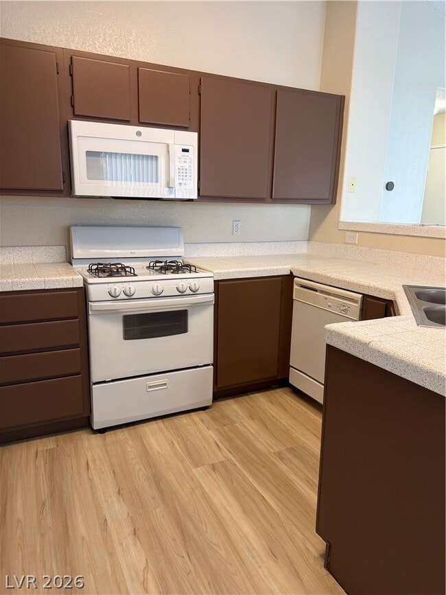 Photo - 701 Wheat Ridge Ln Unidad 202