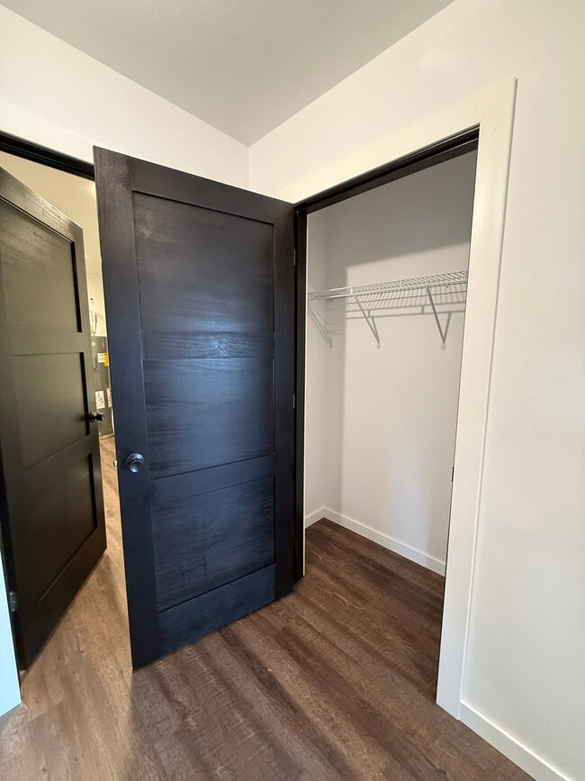 Photo - 5491 164th St