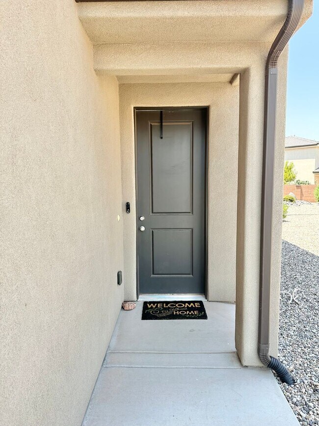 Photo - Tortoise Rock Dr Townhome!