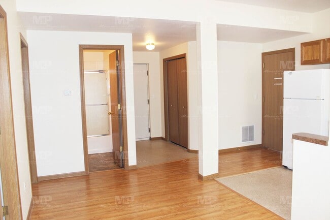 Photo - 526 S Whitcomb St