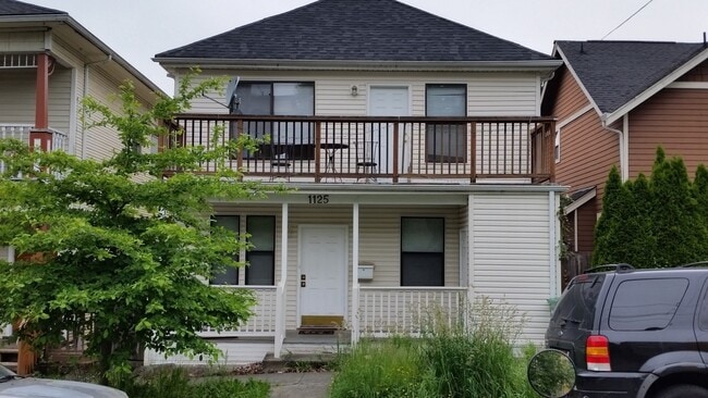 Building Photo - 1125 29th Ave S Unit 1125 29th Ave S (Upper) Rental
