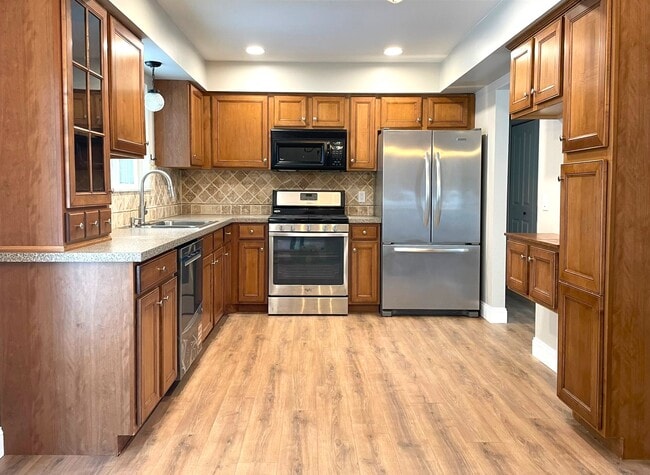 Photo - 2568 Sun Terrace Dr