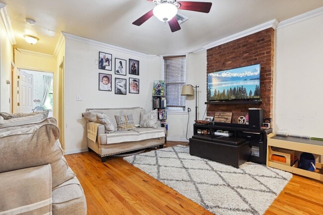 Building Photo - 378 Baldwin Ave Unit 5 Rental