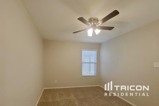 Photo - 1720 Clairborne Ct