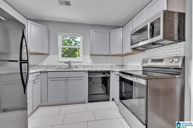 Photo - 2060 Montreat Dr Unit C