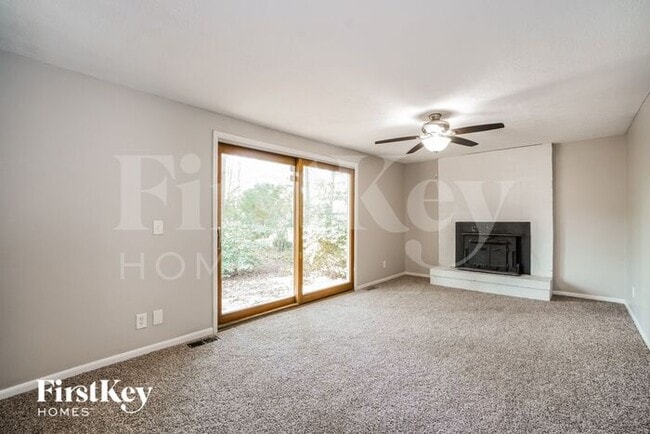 Photo - 815 Mcdonell Dr