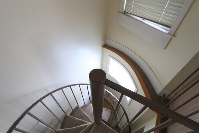 Photo - 12 Mount Auburn St Unidad 2