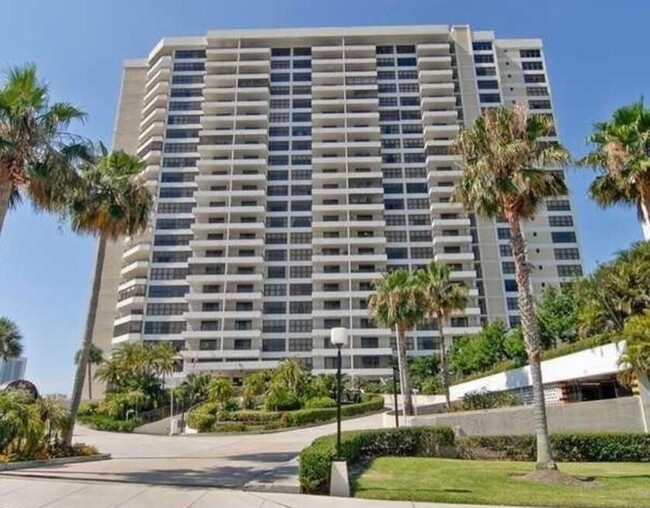 Photo - 2500 Parkview Dr Condominio Unidad 1414