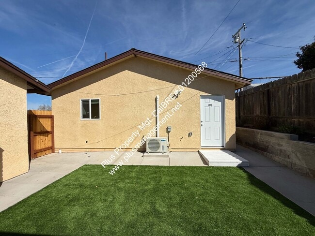 Photo - M12150 Unidad ADU103