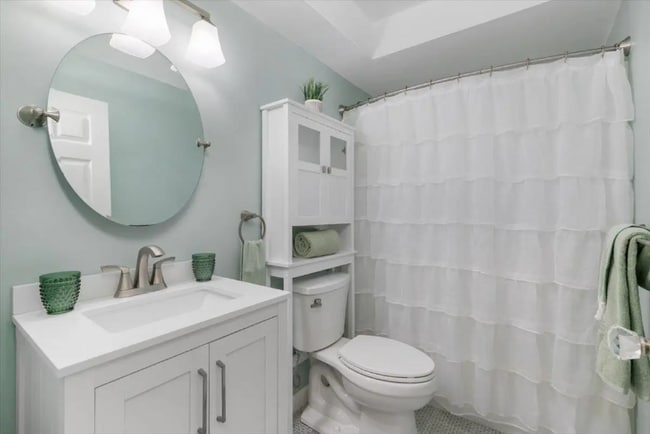 Photo - 504 Springbrook Cir