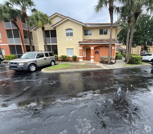 Building Photo - 6490 Aragon Way Rental