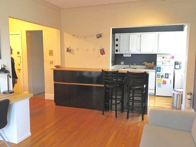 Photo - 4 Chiswick Rd Unit 5