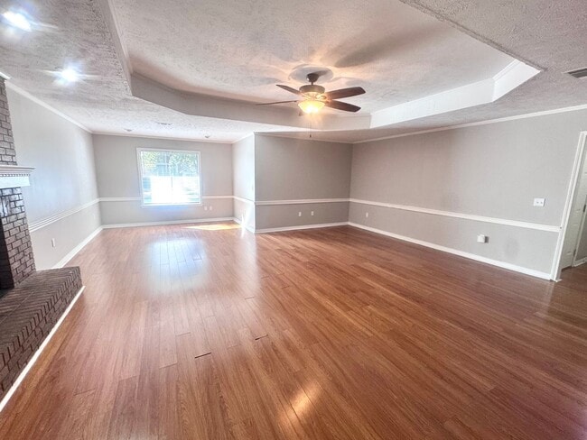 Photo - Spacious 4/2 on Corner Lot for Rent in Bra...