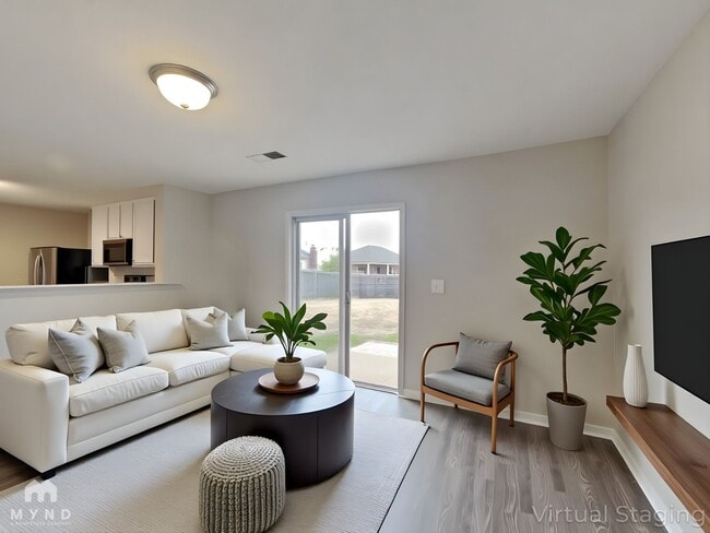 Photo - 104 David Barnes Dr