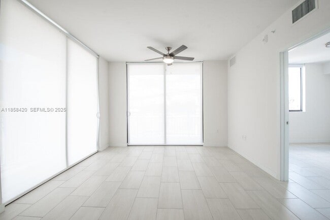 Photo - 3645 NW 36th St Unidad 515