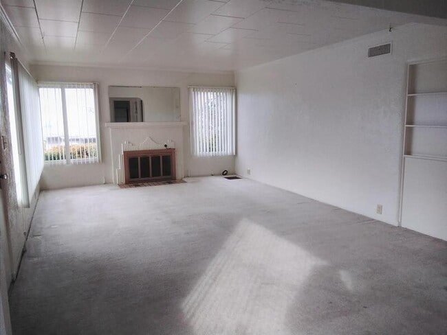 Photo - 1368 SE Overlook Ave