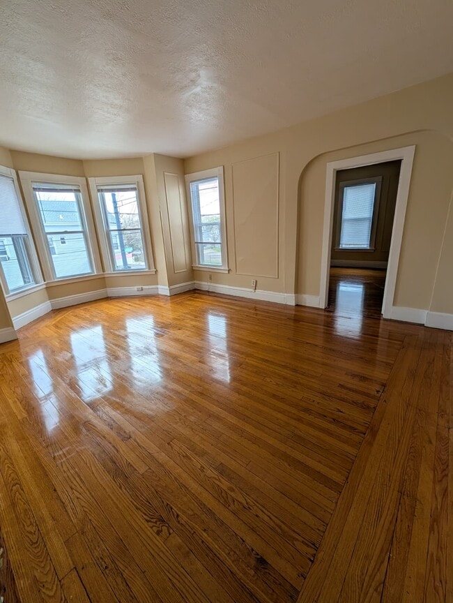 Photo - 92 Sylvan Ave Unit 2