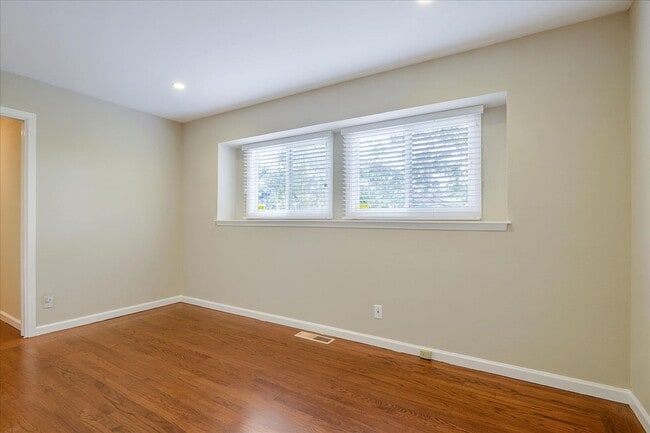 Photo - Gorgeous ADU Apartment | Washer/Dryer | Private Entrance