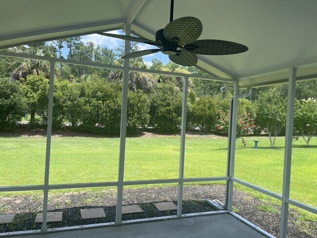 292 Mayfield Dr