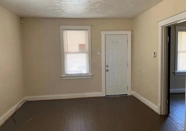Photo - Lovely 2 Bedroom / 1 Bath for Rent - Section 8 Welcome