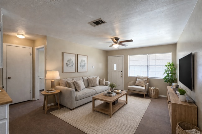 Photo - 606 Westview Cir Unit 606 Westview Cir  B