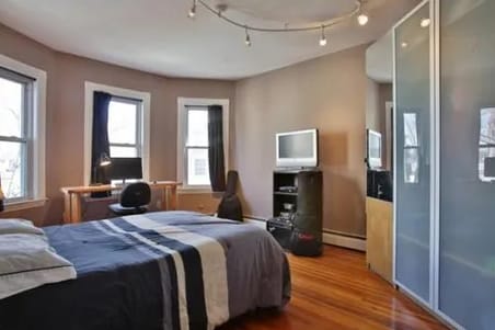 Photo - 46 Middle St Unit 1