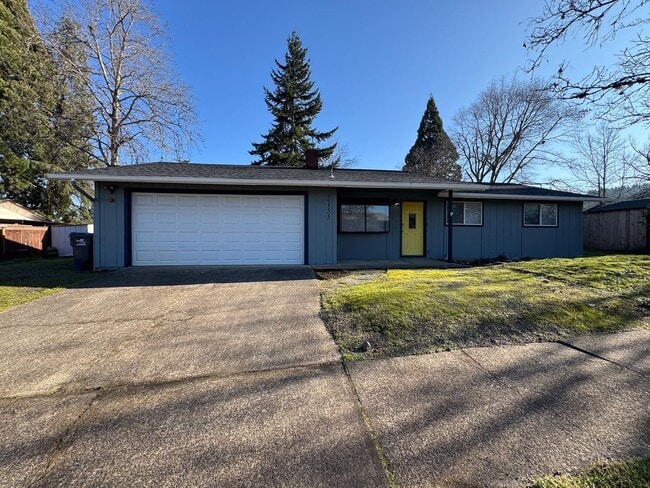 Building Photo - 3 Bedroom 1 Bath in Churchill Neighborhood