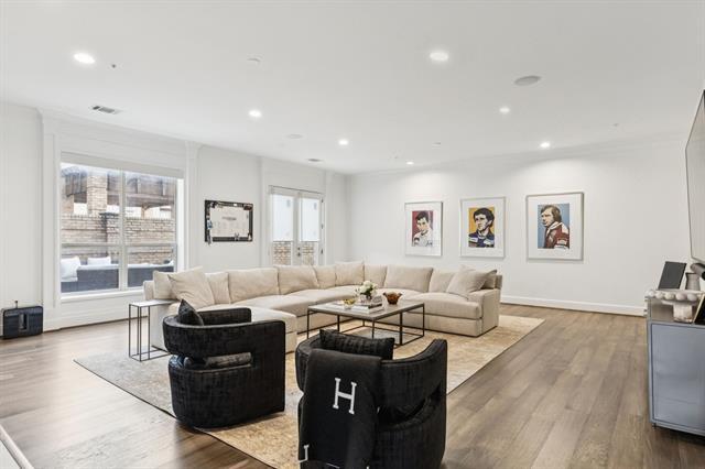 Building Photo - 6605 Bandera Ave Unit 1D