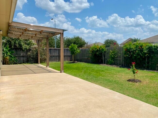 Photo - 19907 Malin Manor Ln