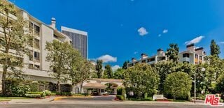 Building Photo - 2142 Century Park Ln