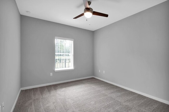 2 Bedroom Inside Apartment - Bedroom 1