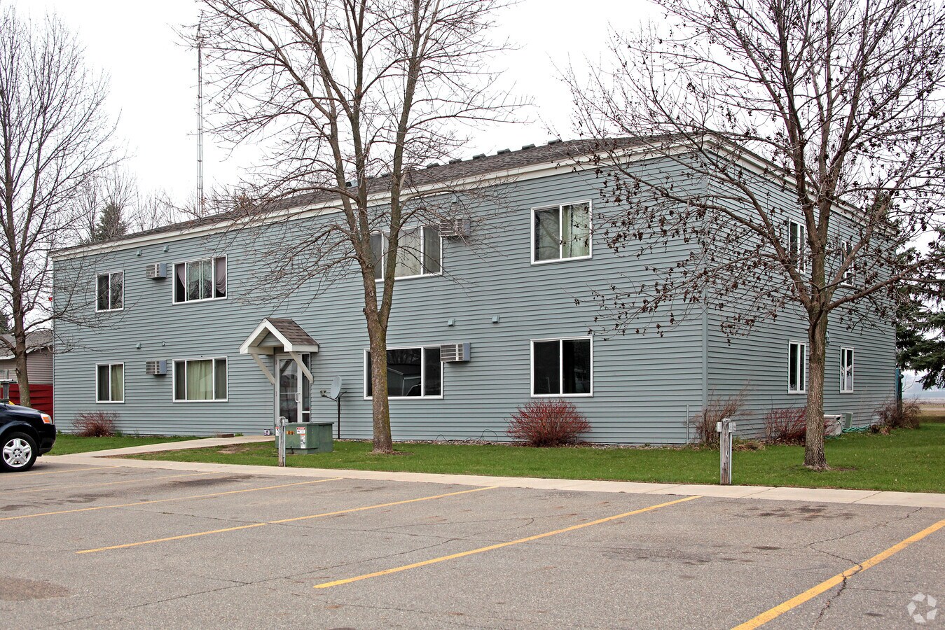 Maple Apartments - Maple Apartments