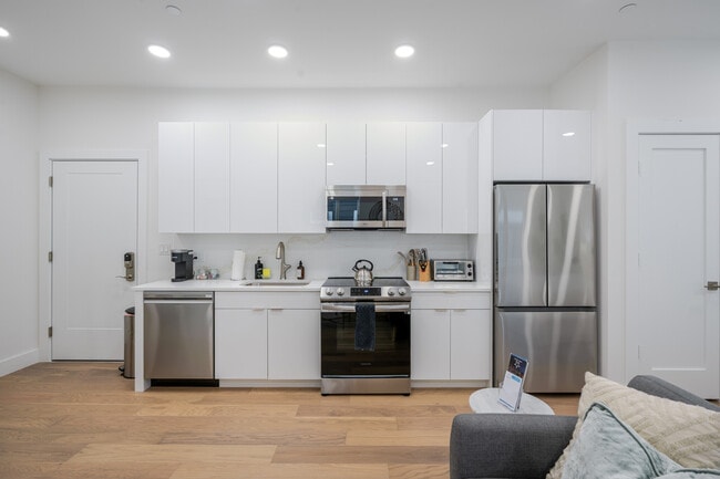 Photo - 38 Hichborn St Unit 404