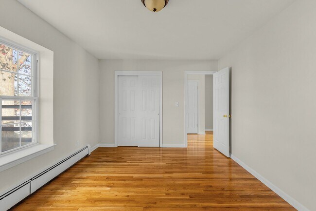 Photo - 60 W Madison Ave