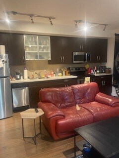 Photo - 417-417 Vancouver St Unit 2