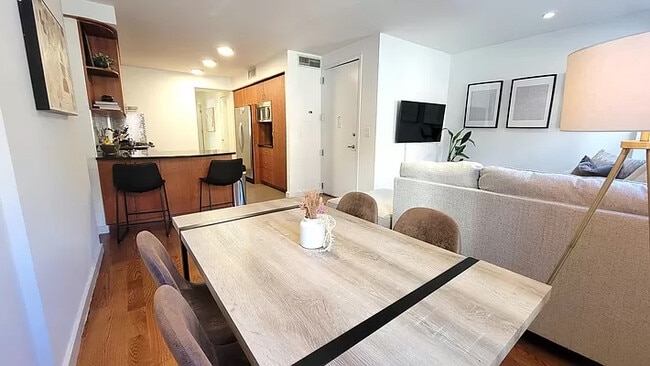 Photo - 324 Spring St Unidad 3E