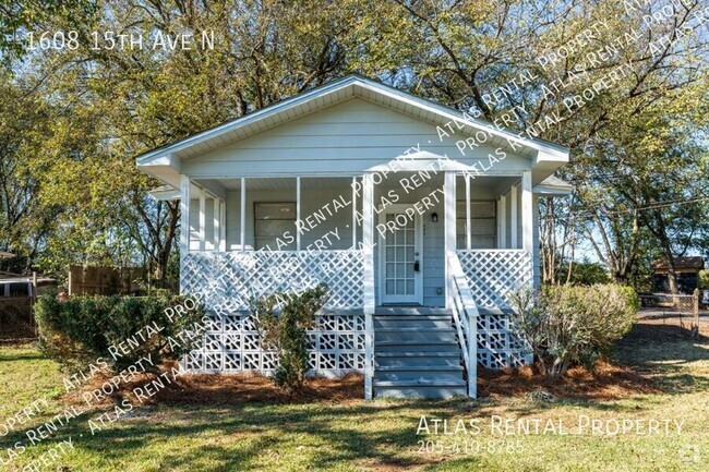 Building Photo - Beautifully Renovated Bessemer Home – Feel...