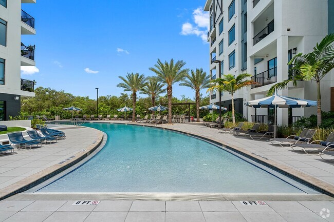 Building Photo - Cortland Westshore Rental