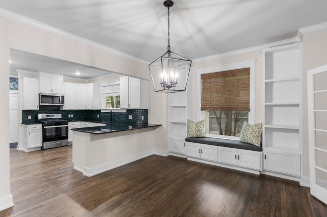 Photo - Charming 3 Bed / 2 Bath Single-Family Home with Detached 2-Car Garage in Temple ISD