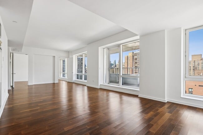 Building Photo - 340 E 23rd St Rental