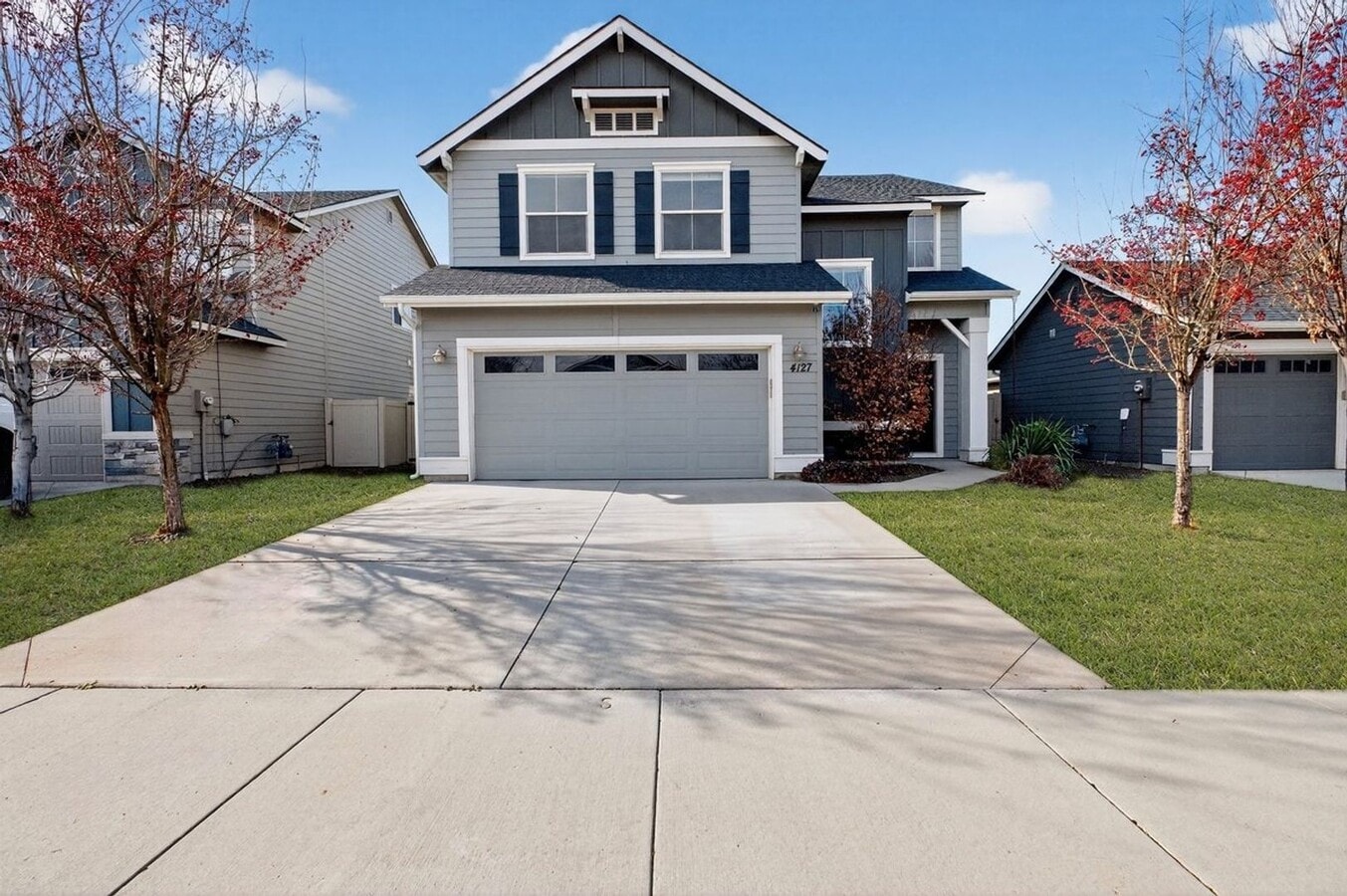 Beautiful 3bd/2.5ba + Bonus Room in SE Boise! - Beautiful 3bd/2.5ba + Bonus Room in SE Boise!
